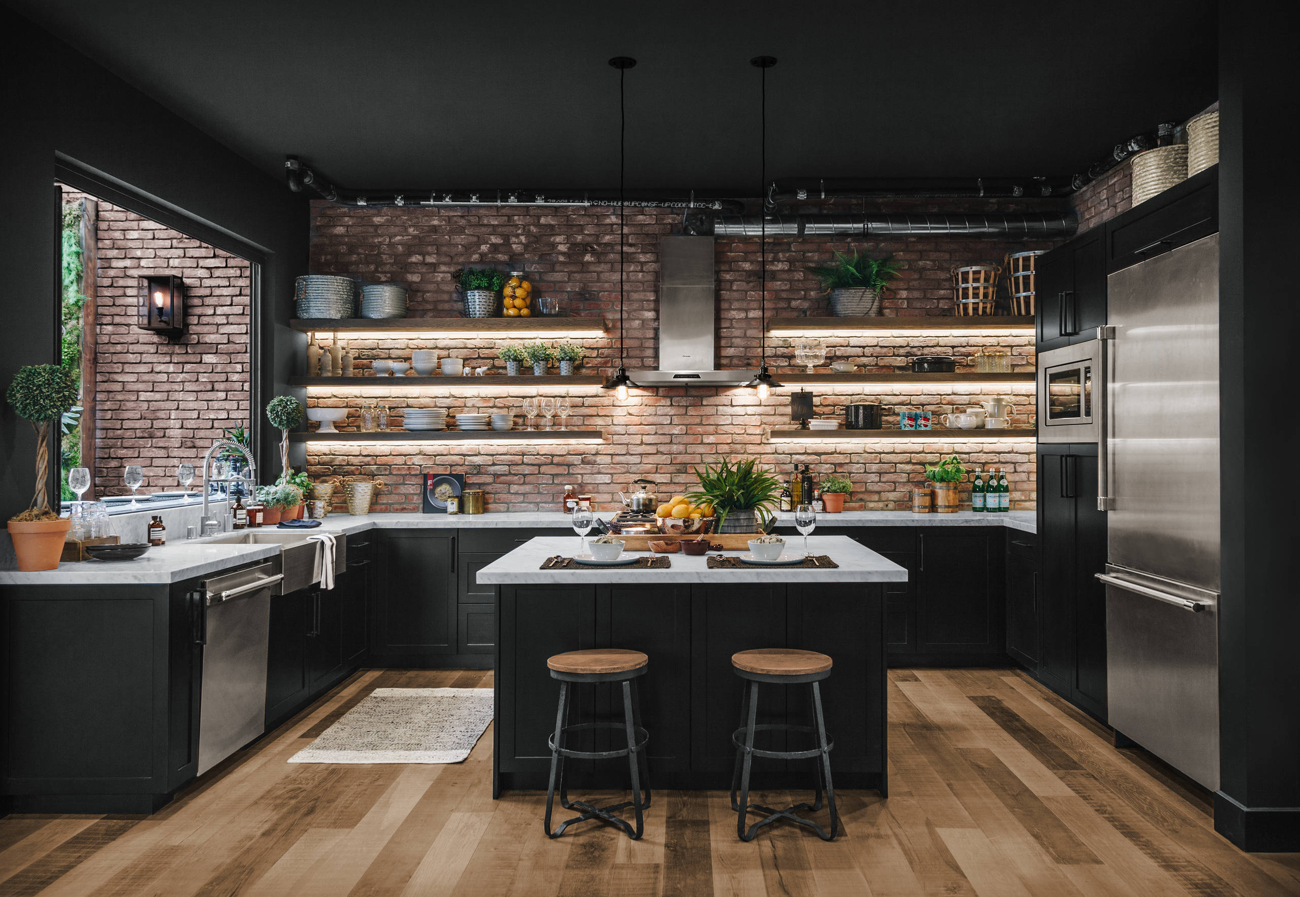 industrial chic kitchen table