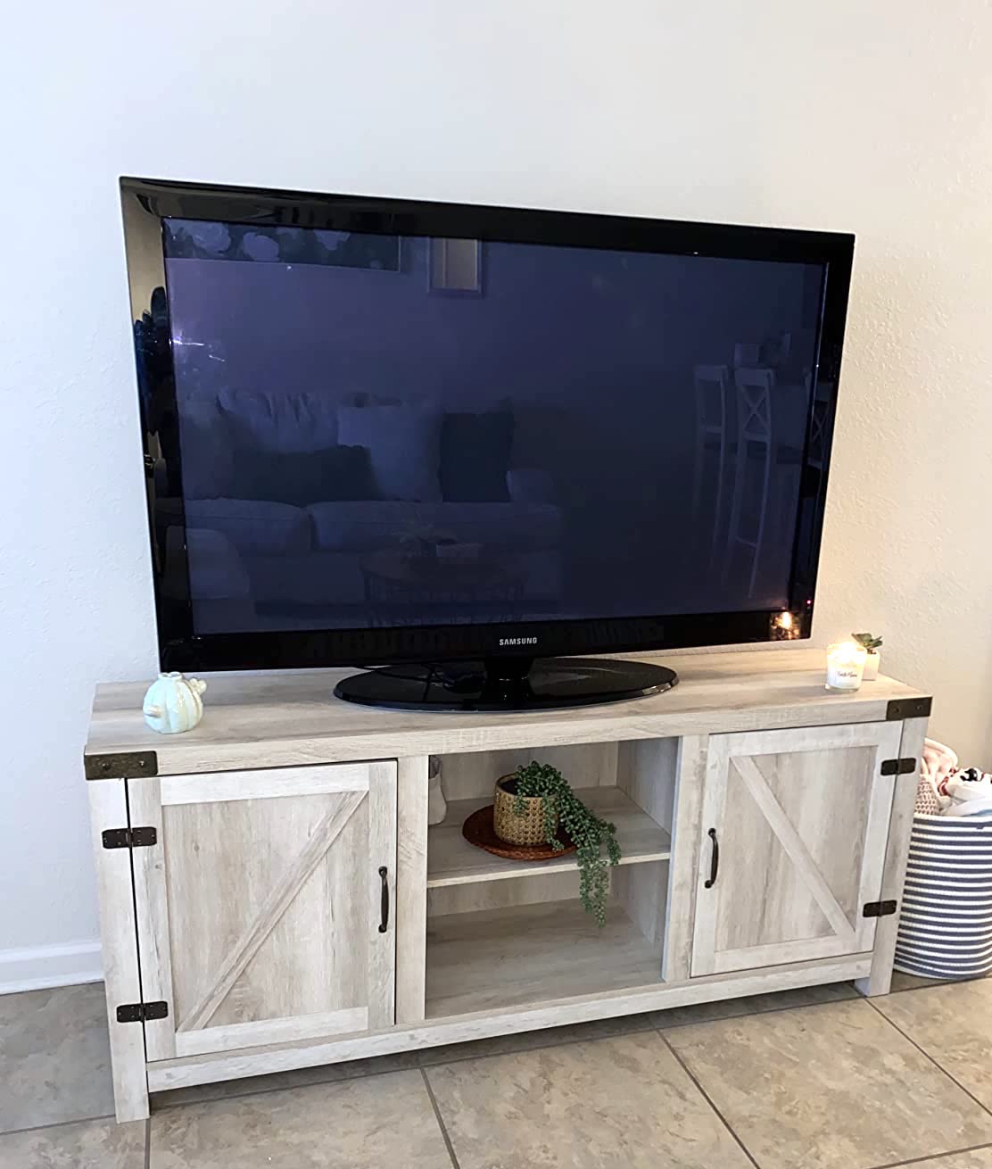 Walker Edison Georgetown Modern Farmhouse Double Barn Door TV Stand ...